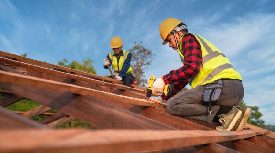 Expert flood damage restoration services in Knoxville, IL